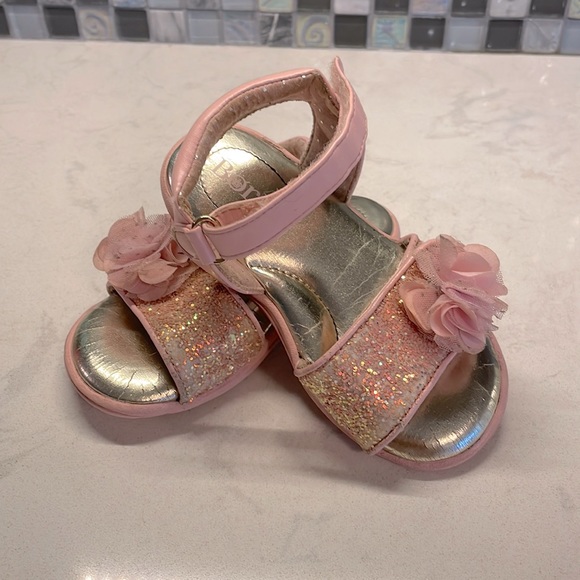 Born Shoes Born Leah Blossom Light Pink Sandals Size 83d Flower